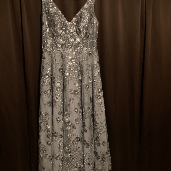 Prom - Picture 3 of 4